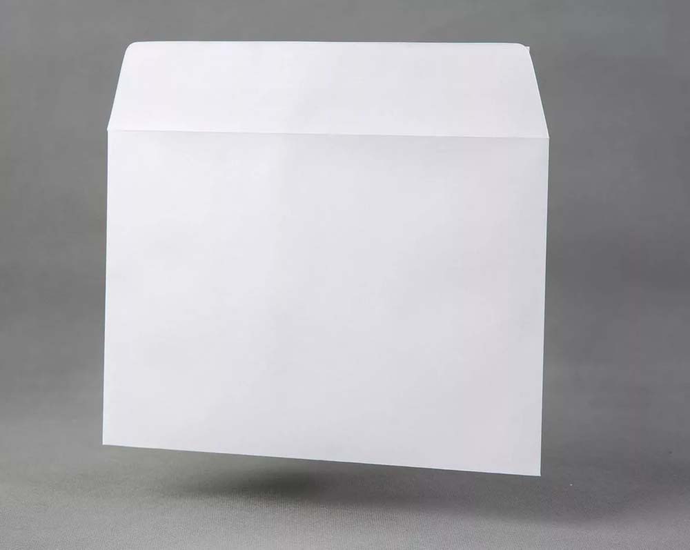 конверт средний 162х229 немаркиров. силикон 80гр. без внутр.заливки Конверт средний 162х229 немаркиров. силикон 80гр. без внутр.заливки