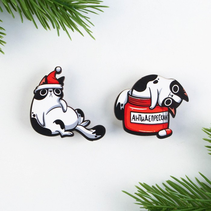 новогодние значки "у деда мороза попрошу..." 2шт 8х12см Новогодние значки "у деда мороза попрошу..." 2шт 8х12см