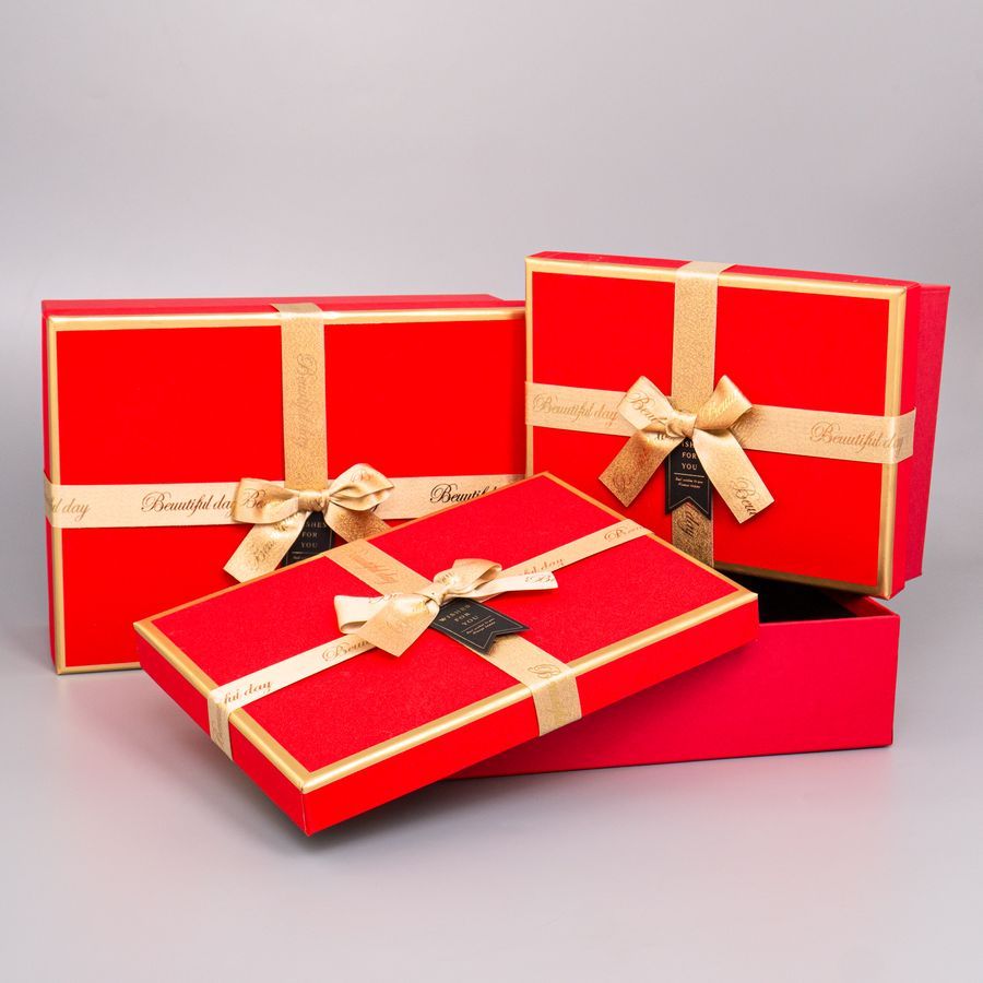 коробка подарочная 26х19х8см с бантом красная с золотом Коробка подарочная 26х19х8см с бантом красная с золотом