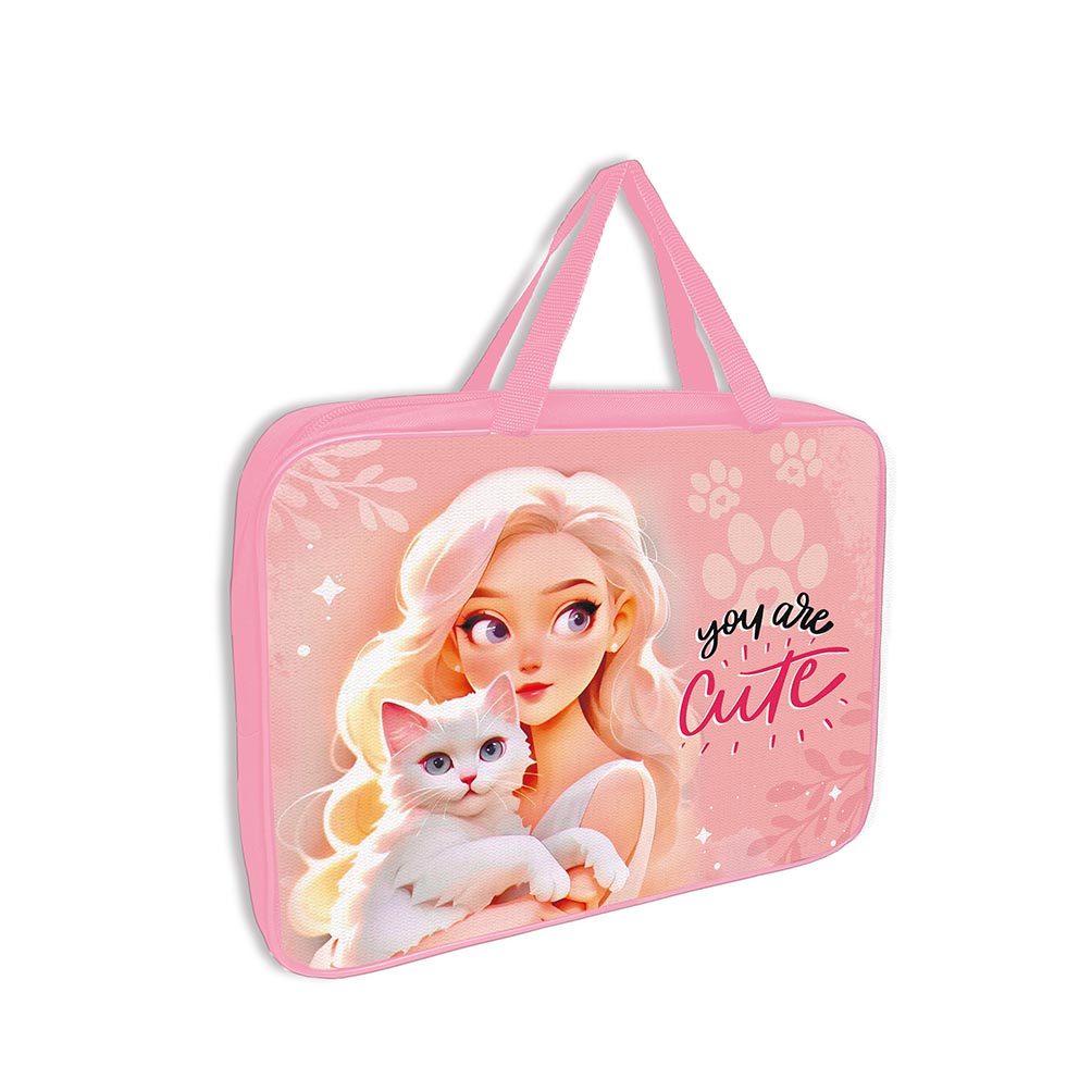 папка текстиль с ручками а4+ пчёлка "девушка с котиком" на молнии Папка текстиль с ручками а4+ пчёлка "девушка с котиком" на молнии