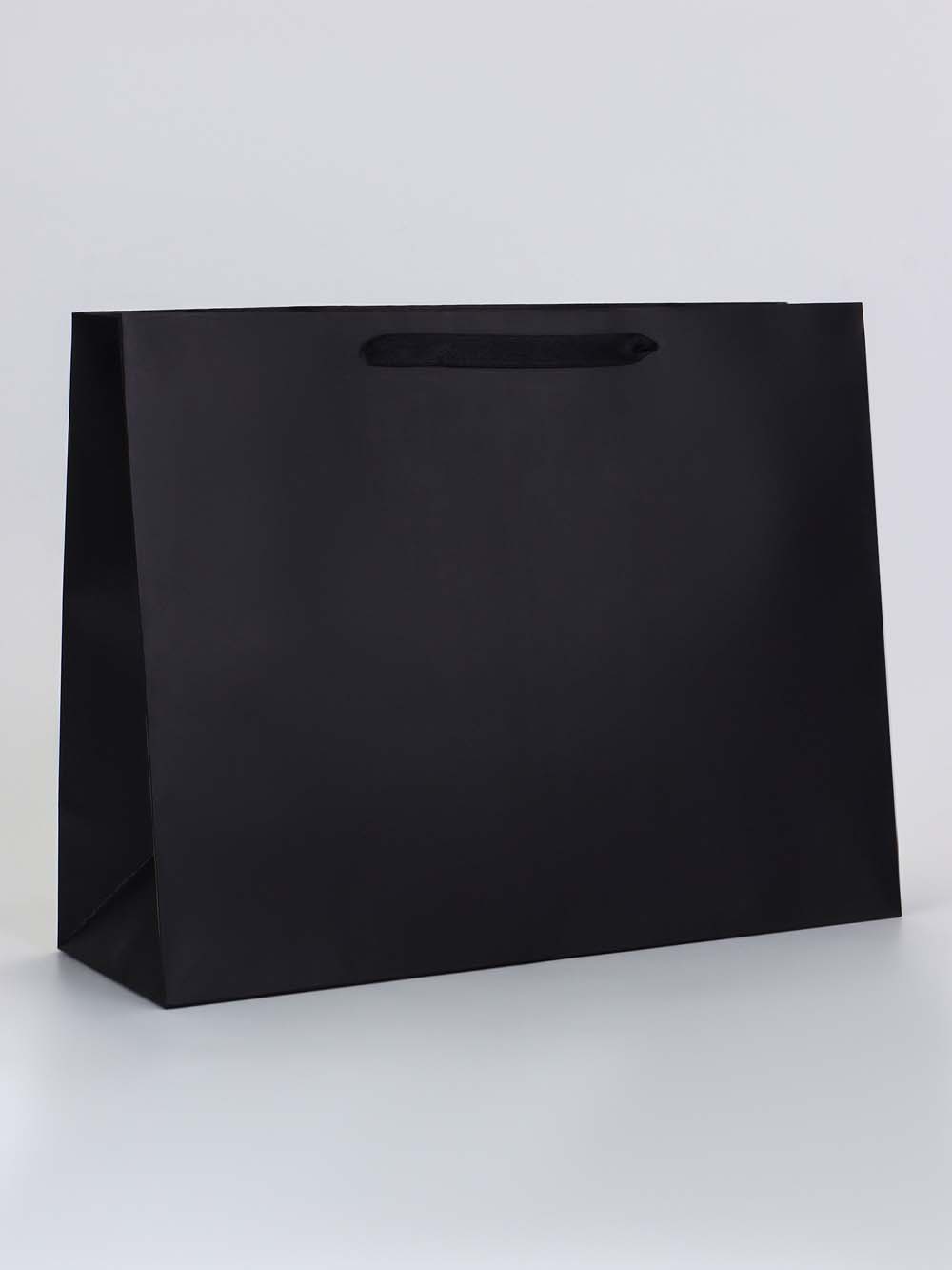 пакет подарочный чёрный (40х31х14см) Пакет подарочный чёрный (40х31х14см)